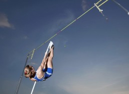 【中国体彩网官方首页】韦斯利中超首秀戴帽一战封神，超强个人能力激活新鹏城攻击线弥补短板