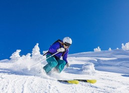 中国体彩网_中国足球队一夜双败，0-1不敌日本，2-3憾负韩国，球迷热议CCTV5转播缺席