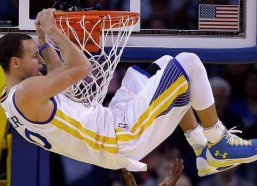 【中国体彩网】第二届CBA俱乐部杯八强席位尘埃落定，青春风暴席卷赛场