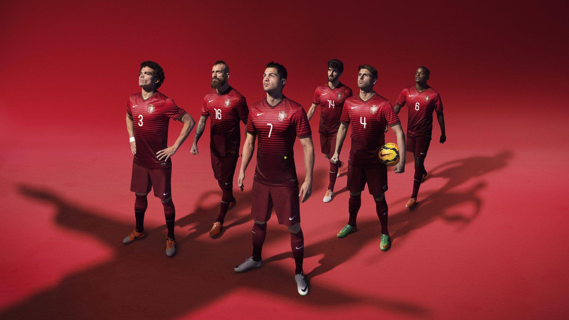 欧冠第六轮小组赛尘埃落定,一队濒临晋级曙光,两队提前告别舞台