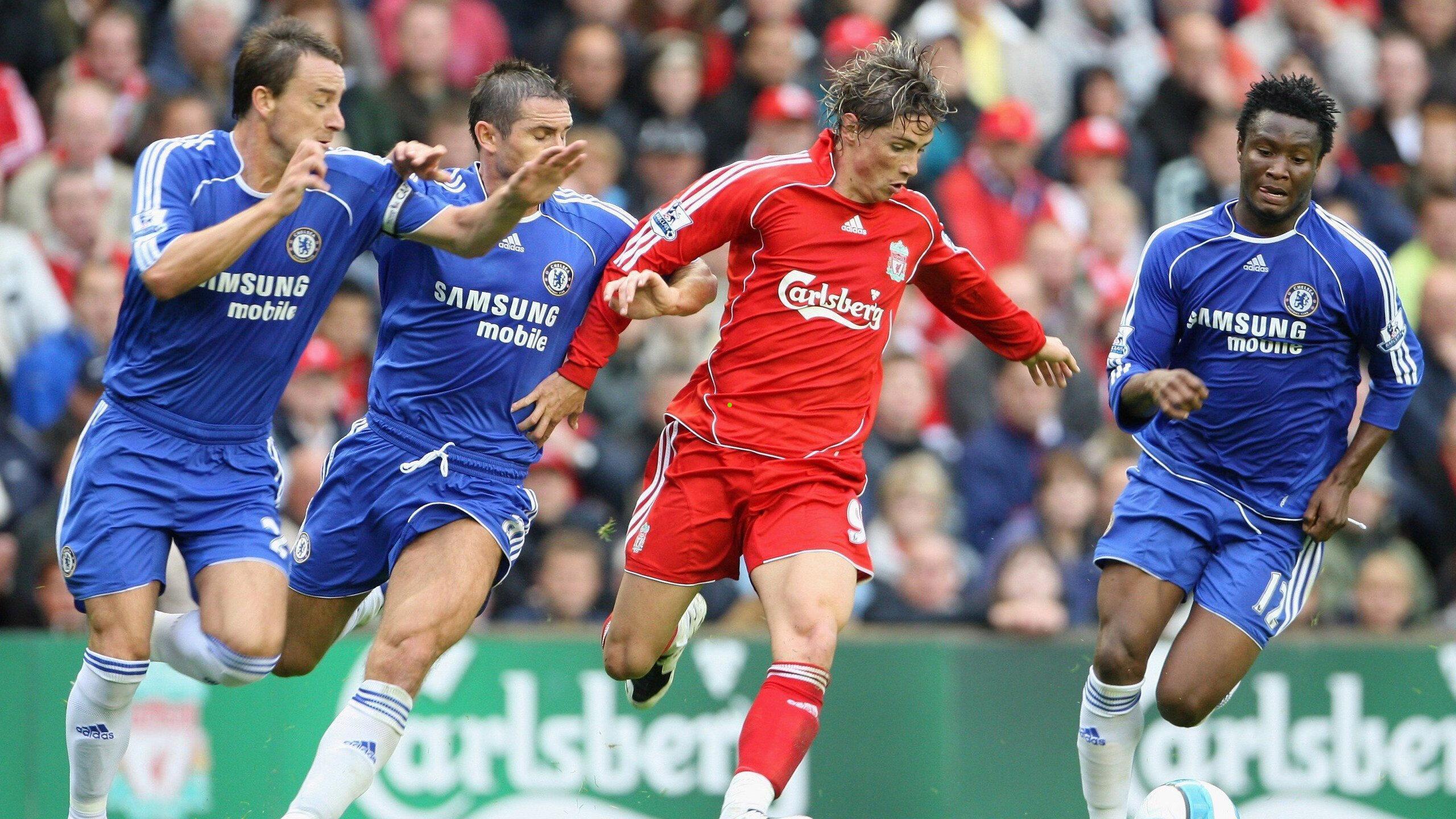 波兰媒体揭秘,莱万妻子交际舞视频触发夫妻争执,体育界关注家庭动态